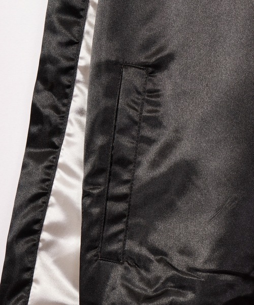 うる星やつら（ウルセイヤツラ）の「うる星やつら 刺繍 スカジャン（スカジャン・メンズ・ブラック/ブルー・L/LL/M）」の9枚目の写真