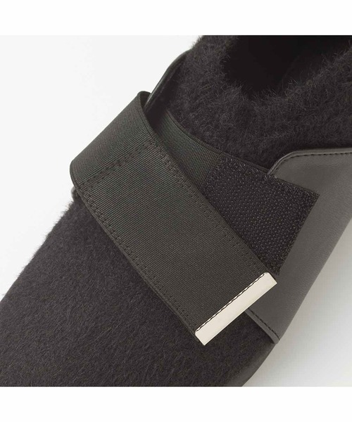 Live in comfort（リブインコンフォート）の「リブ　イン　コンフォート　靴下みたいにスポンと履けてらくちん！軽やかシャギーニットスニーカー〈ブラック〉（スニーカー・レディース・ブラック・5/4/1/6/3/2）」の6枚目の写真