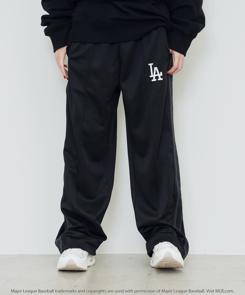 MLB（メジャーリーグベースボール）の「MLB / メジャーリーグベースボール Lulu & Arnie 別注 サイドライン トラックパンツ（その他パンツ・メンズ・グレー系その他2/グレー系その他/ブラック系その他2/ブラック系その他・MEDIUM/LARGE）」の18枚目の写真