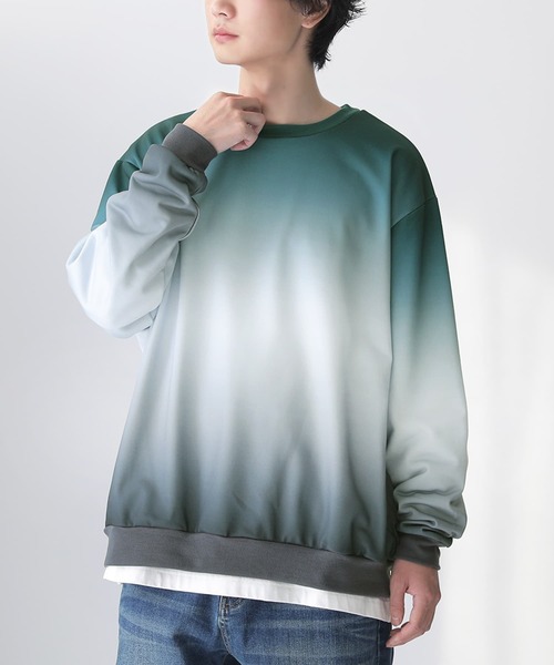 osharewalker（オシャレウォーカー）の「【廃盤】『グラデーションプリントスウェット』（スウェット・レディース・グリーン/ボルドー・1/2）」の2枚目の写真