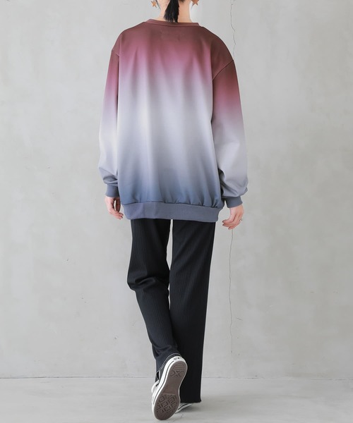 osharewalker（オシャレウォーカー）の「【廃盤】『グラデーションプリントスウェット』（スウェット・レディース・グリーン/ボルドー・1/2）」の8枚目の写真