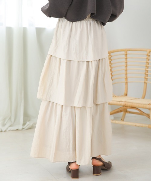 Bab（バブ）の「タフタティアードスカート（スカート・レディース・サンドベージュ/ブラック・M）」の2枚目の写真