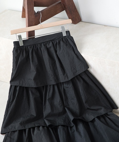 Bab（バブ）の「タフタティアードスカート（スカート・レディース・サンドベージュ/ブラック・M）」の16枚目の写真
