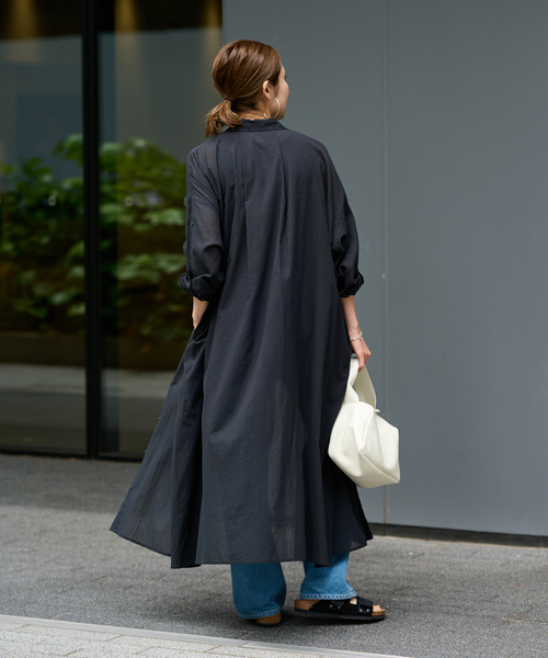 FRAMeWORK（フレームワーク）の「タブスリーブシャツワンピース（シャツワンピース・レディース・ブラック/マスタード・38/36）」の15枚目の写真