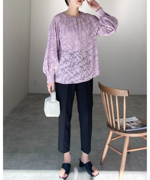 She's Closet(シーズクローゼット)の「ボリュームスリーブ長袖花柄シアージャガードブラウス(シャツ/ブラウス・レディース・アイボリー/ブラック/パープル・FREE)」の11枚目の写真