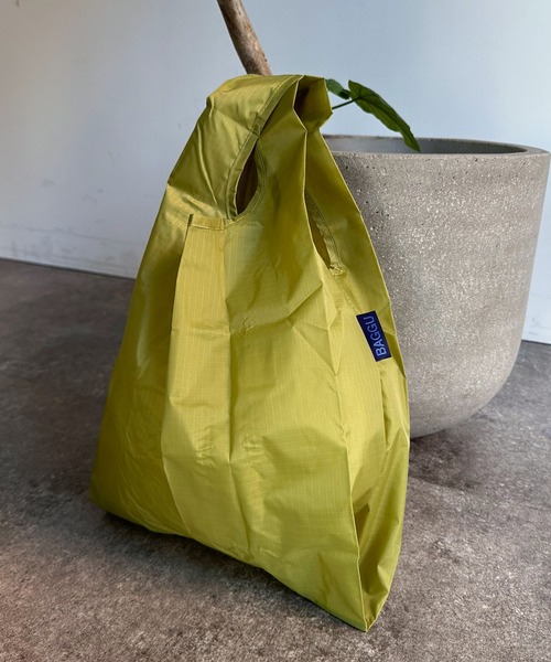 DouDou（ドゥドゥ）の「【BAGGU/バグゥ】2023SS BABY BAGGU（エコバッグ/サブバッグ・レディース・ブルー/ホワイト/ブラック/グリーン系その他/ピンク系その他・FREE）」の3枚目の写真