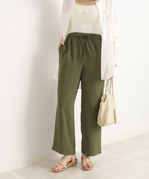 SHOO・LA・RUE（シューラルー）の「◆【接触冷感/セットアップ可/イージーケア】ウエストゴムで楽ちん ワイドパンツ（その他パンツ・レディース・マスタード/カーキ/ベージュ/ブラック・00）」の3枚目の写真