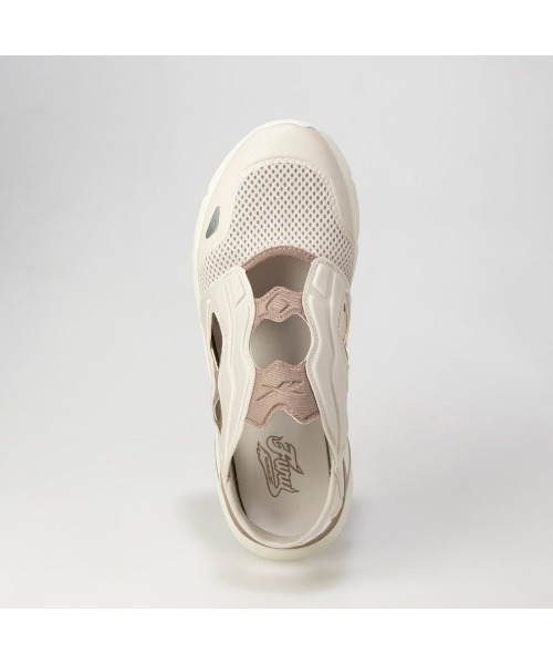 Reebok（リーボック）の「フューリーライト スリッポン / FURYLITE SLIP ON（スリッポン・レディース・ブラック/アイボリー/ナチュラル/ホワイト/ブラック×ホワイト・23.0cm/24.0cm/25.0cm/26.0cm/27.0cm/28.0cm/22.0cm）」の15枚目の写真
