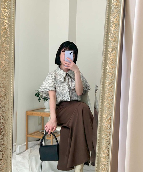 frunco（フランコ）の「line drawing bowtie blouse（シャツ/ブラウス・レディース・ブラック/ブラウン・FREE）」の4枚目の写真