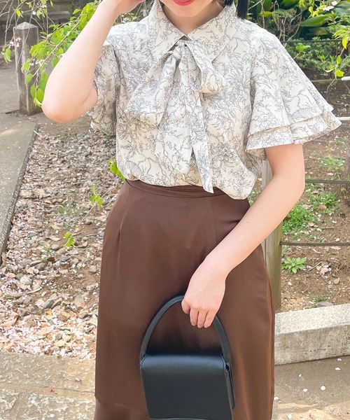 frunco（フランコ）の「line drawing bowtie blouse（シャツ/ブラウス・レディース・ブラック/ブラウン・FREE）」の7枚目の写真
