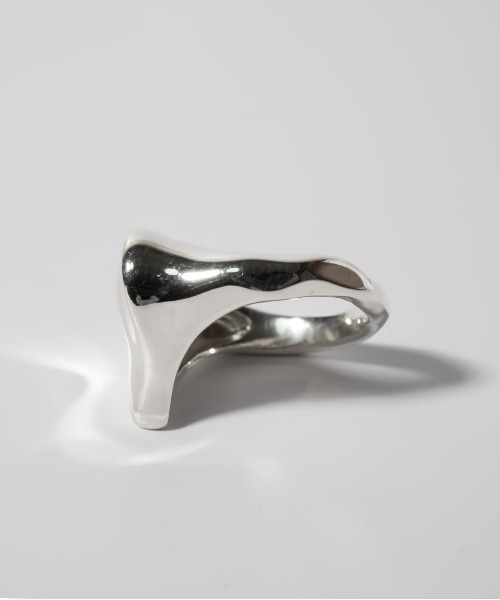 Ops.（オプス）の「ハート リング 大人かわいい レディース メンズ シルバー925【mellow-heart-ring メロウハート】（リング・レディース・イエローゴールド/シルバー・13号/17号/15号）」の6枚目の写真