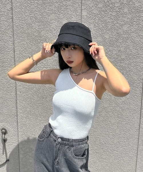 LVEU.(ラブユ.)の「【LVEU.】カットオフバケットハット / 帽子 ハット バケットハット バケハ カットオフ フリンジ ブラック(ハット・レディース・ブラック・FREE)」の5枚目の写真