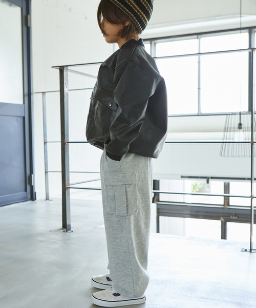 PAIRMANON STREET（ペアマノンストリート）の「【PAIRMANON STREET】裏毛 サイドポケット カーゴパンツ（カーゴパンツ・キッズ・オートミール/ピンク/ブラック/グレー/レッド・150/130/100/110/140/90/120）」の11枚目の写真
