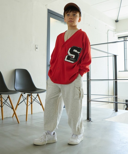 PAIRMANON STREET（ペアマノンストリート）の「【PAIRMANON STREET】裏毛 サイドポケット カーゴパンツ（カーゴパンツ・キッズ・オートミール/ピンク/ブラック/グレー/レッド・150/130/100/110/140/90/120）」の12枚目の写真