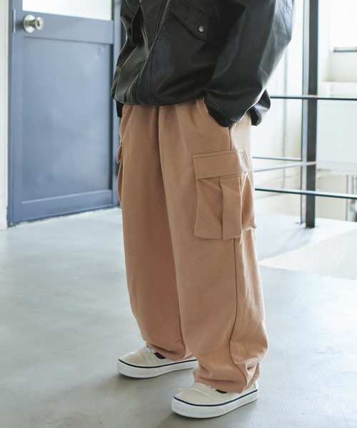 PAIRMANON STREET（ペアマノンストリート）の「【PAIRMANON STREET】裏毛 サイドポケット カーゴパンツ（カーゴパンツ・キッズ・オートミール/ピンク/ブラック/グレー/レッド・150/130/100/110/140/90/120）」の15枚目の写真