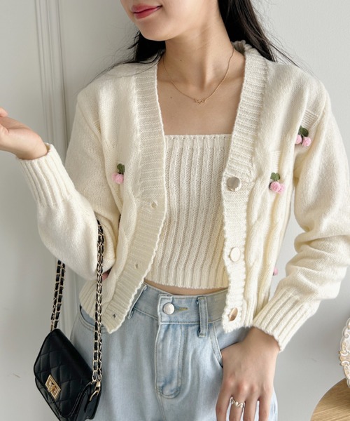 Loueme（ルエム）の「ぽんぽんチェリーニットキャミ＋カーディガンSET（ニット/セーター・レディース・ピンク/ホワイト/ブラック・FREE）」の18枚目の写真