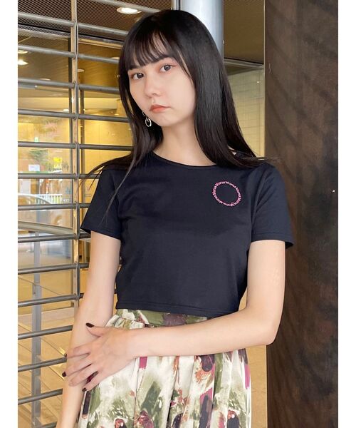 MURUA(ムルーア)の「サークルロゴクロップトTシャツ(Tシャツ/カットソー・レディース・ホワイト/ブラック/グレー・FREE)」の10枚目の写真