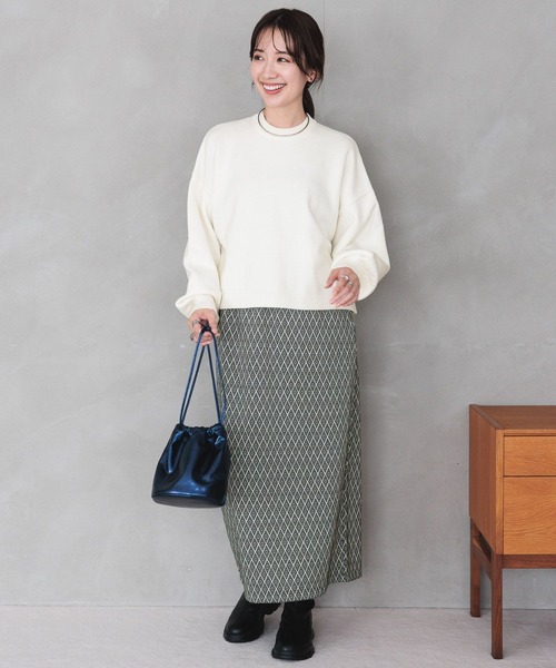 LEPSIM（レプシィム）の「7ゲージクロップドプルオーバー　983141（ニット/セーター・レディース・イエロー/オフホワイト/ブルー/ライトグレー・FREE）」の7枚目の写真