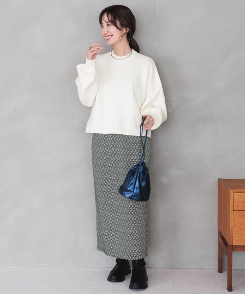 LEPSIM（レプシィム）の「7ゲージクロップドプルオーバー　983141（ニット/セーター・レディース・イエロー/オフホワイト/ブルー/ライトグレー・FREE）」の8枚目の写真