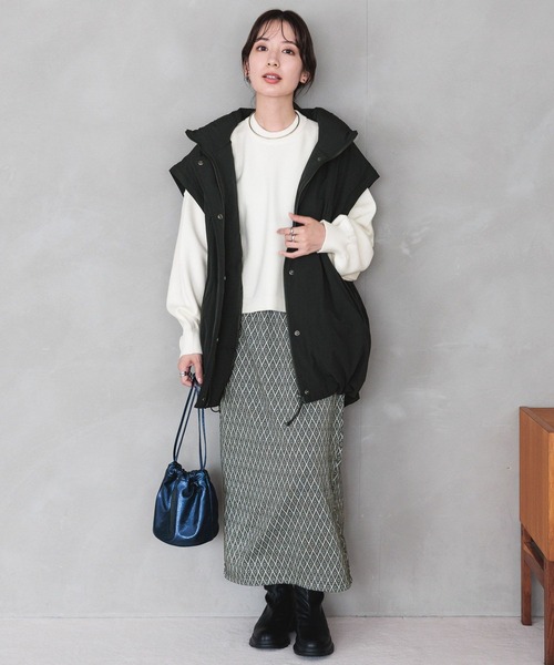 LEPSIM（レプシィム）の「7ゲージクロップドプルオーバー　983141（ニット/セーター・レディース・イエロー/オフホワイト/ブルー/ライトグレー・FREE）」の14枚目の写真