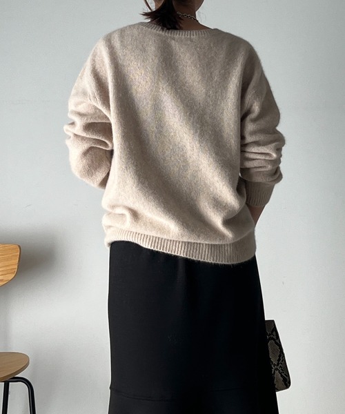 un dix cors（アンディコール）の「フォックス混クルーネックニット（ニット/セーター・レディース・ブラウン/ベージュ/ブラック・FREE）」の7枚目の写真