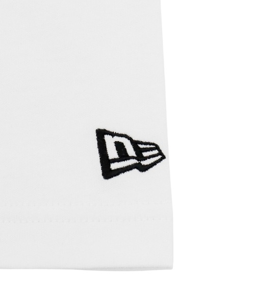 NEW ERA（ニューエラ）の「ニューエラ 半袖Tシャツ アーカイブロゴ（Tシャツ/カットソー・メンズ・ブラック/ホワイト・M/L/XL/XXL/S）」の7枚目の写真