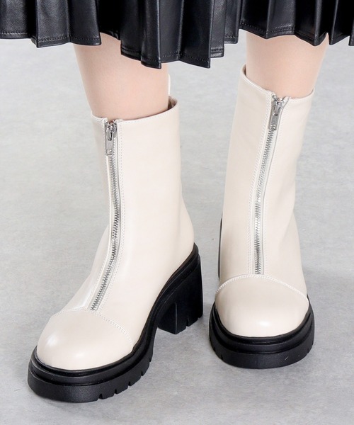 LibertyDoll(リバティードール)の「厚底ハイソール フロントジップブーツ (9126)Liberty doll(ブーツ・レディース・アイボリー/ブラック・LL/M/S/L)」の1枚目の写真