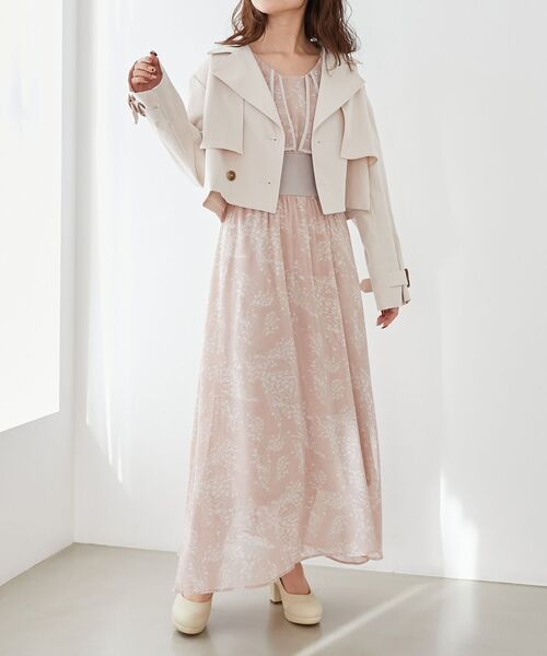 MAJESTIC LEGON(マジェスティックレゴン)の「ショートトレンチコート(トレンチコート・レディース・アイボリー/ベージュ・MEDIUM/SMALL)」の17枚目の写真