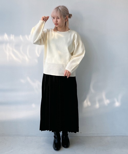 AS KNOW AS plus（アズノゥアズプラス）の「◎バルーン袖 アイレットニット プルオーバー（ニット/セーター・レディース・オフホワイト/グレー/ブルー/ブラック・FREE）」の5枚目の写真