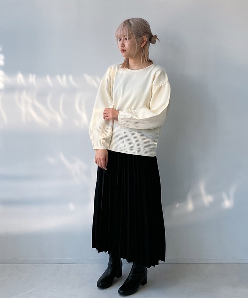 AS KNOW AS plus（アズノゥアズプラス）の「◎バルーン袖 アイレットニット プルオーバー（ニット/セーター・レディース・オフホワイト/グレー/ブルー/ブラック・FREE）」の10枚目の写真