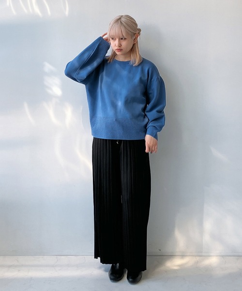 AS KNOW AS plus（アズノゥアズプラス）の「◎バルーン袖 アイレットニット プルオーバー（ニット/セーター・レディース・オフホワイト/グレー/ブルー/ブラック・FREE）」の22枚目の写真