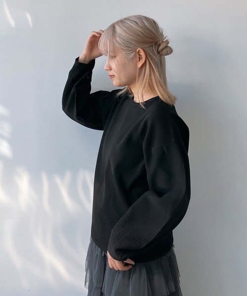 AS KNOW AS plus（アズノゥアズプラス）の「◎バルーン袖 アイレットニット プルオーバー（ニット/セーター・レディース・オフホワイト/グレー/ブルー/ブラック・FREE）」の14枚目の写真