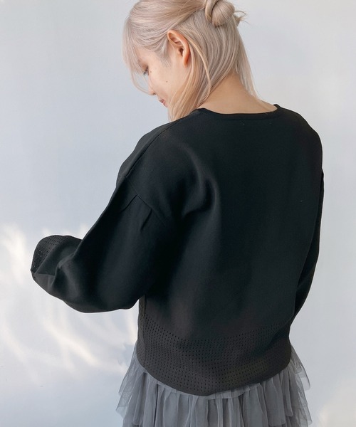 AS KNOW AS plus（アズノゥアズプラス）の「◎バルーン袖 アイレットニット プルオーバー（ニット/セーター・レディース・オフホワイト/グレー/ブルー/ブラック・FREE）」の15枚目の写真