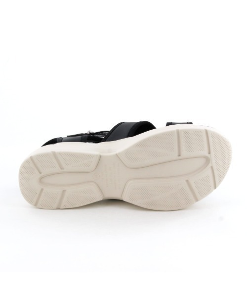 HIMIKO(ヒミコ)の「【HIMIKO】厚底カバードスポーツサンダル/647204(サンダル・レディース・アイボリー/ベージュ/ブラック・MEDIUM/SMALL/X-LARGE/LARGE)」の13枚目の写真