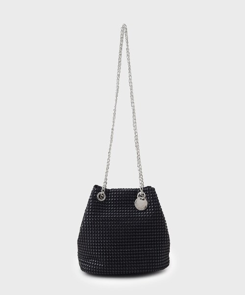 OPAQUE.CLIP(オペークドットクリップ)の「◆《新色追加》シャイニー巾着ショルダーバッグ【軽量/2WAY】(ショルダーバッグ・レディース・ブラック/グレー/ホワイト系3/ゴールド系その他/チャコール/ブラック系/ピンク系1・00)」の3枚目の写真