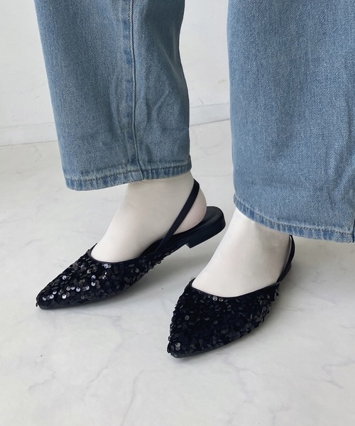 AS KNOW AS plus（アズノゥアズプラス）の「スパンコールミュール（パンプス・レディース・シルバー/ブラック・M/L）」の20枚目の写真