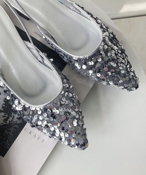 AS KNOW AS plus（アズノゥアズプラス）の「スパンコールミュール（パンプス・レディース・シルバー/ブラック・M/L）」の14枚目の写真