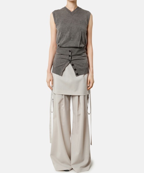 iRENE(アイレネ)の「エプロントラウザー / Apron Trousers(その他パンツ・レディース・ライトブルー/ライトベージュ・34/36/38)」の4枚目の写真