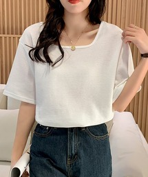 ワッフル生地でこなれ感。スクエアネックベーシックTシャツ