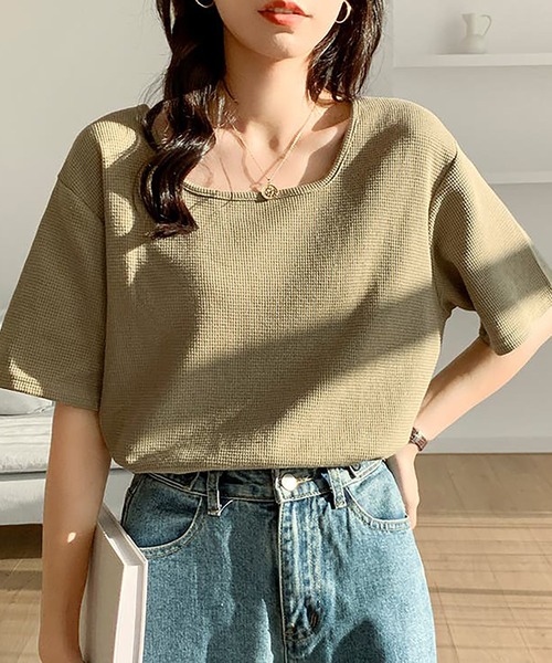 Bifrost(ビフレスト)の「ワッフル生地でこなれ感。スクエアネックベーシックTシャツ(Tシャツ/カットソー・レディース・グリーン/ブラック/ホワイト・L/M)」の7枚目の写真