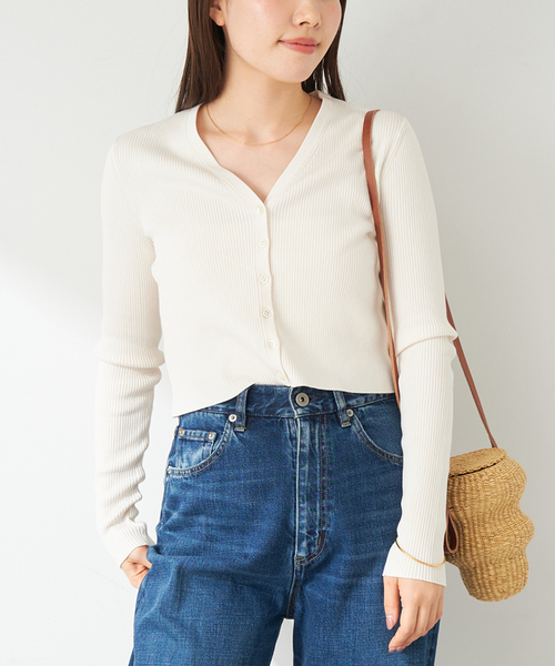 plage（プラージュ）の「V-Neck Cropped カーディガン（カーディガン/ボレロ・レディース・ブラック/サックスブルー/アイボリー/グリーン・FREE）」の6枚目の写真