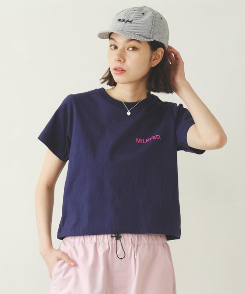 MILKFED.（ミルクフェド）の「STENCIL LOGO COMPACT S/S TEE（Tシャツ/カットソー・レディース・ホワイト/ブラック/ネイビー・S/M）」の3枚目の写真