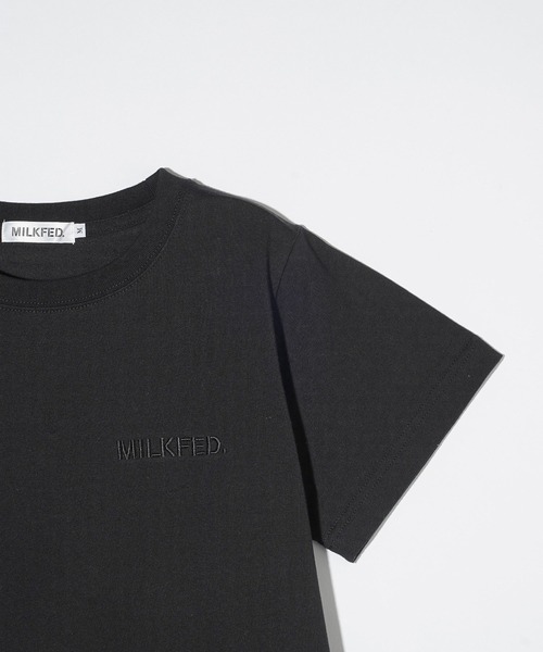 MILKFED.（ミルクフェド）の「STENCIL LOGO COMPACT S/S TEE（Tシャツ/カットソー・レディース・ホワイト/ブラック/ネイビー・S/M）」の10枚目の写真
