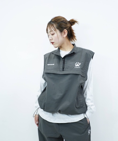 centimeter（センチメーター）の「Paw pad nylon vest（ベスト・メンズ・ブラック/グレー/ネイビー・MEDIUM/LARGE/X-LARGE）」の4枚目の写真