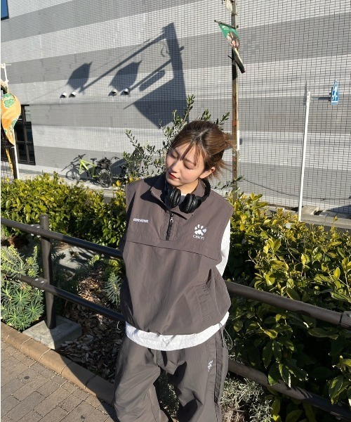 centimeter（センチメーター）の「Paw pad nylon vest（ベスト・メンズ・ブラック/グレー/ネイビー・MEDIUM/LARGE/X-LARGE）」の18枚目の写真