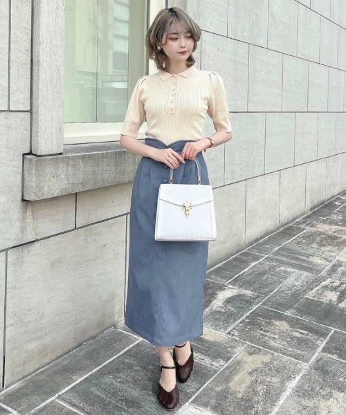 an another angelus（アンアナザーアンジェラス）の「スモールカラーニットポロ/ananotherangelus（ニット/セーター・レディース・レッド/ライトイエロー/ブルーグリーン・FREE）」の4枚目の写真