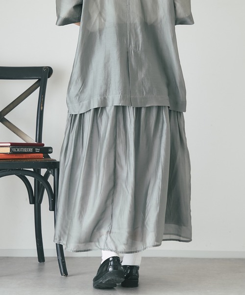 un dix cors(アンディコール)の「シアーギャザースカート(スカート・レディース・インディゴブルー/ブラック/グレイッシュベージュ・FREE)」の10枚目の写真