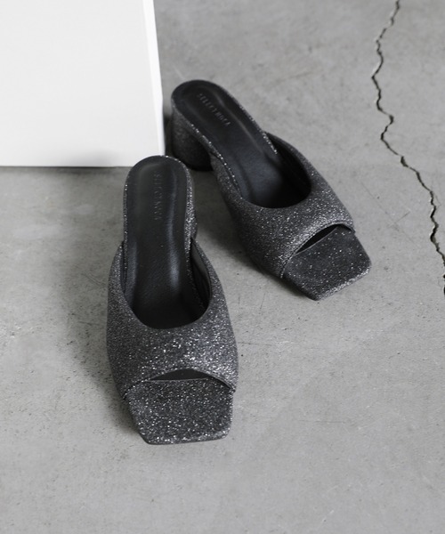 select MOCA（セレクトモカ）の「ラメパテッドサンダル（サンダル・レディース・ブラック/シルバー・SMALL/MEDIUM/LARGE）」の9枚目の写真