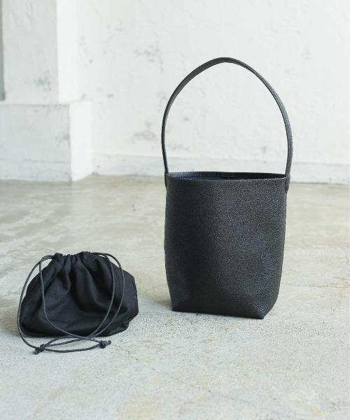 JISTORY（ジストリー）の「JISTORY/ジストリー/ONE HANDLE SHOULDER BAG middle（ショルダーバッグ・レディース・アイボリー/ブラック/キャメル・FREE）」の3枚目の写真