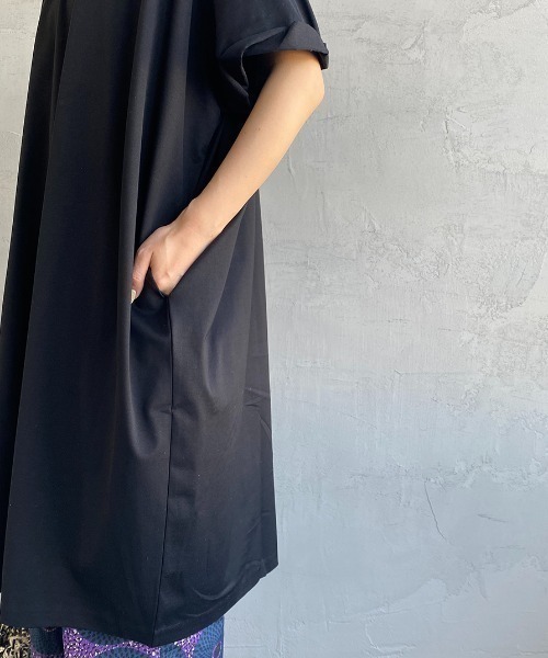 mizuiroind（ミズイロインド）の「[mizuiro ind/ミズイロインド] ロールスリーブ ワイドシルエットワンピース（ワンピース・レディース・ブラック/ベージュ/ネイビー・F）」の18枚目の写真